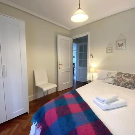 Housingcoruna Santa Margarita * A Coruna